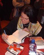 Matilde Asensi, quien seg�n el diario espa�ol El Mundo �quiz�s se convierta en el fichaje m�s rentable de Planeta de los �ltimos a�os�