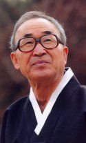 Ko Un