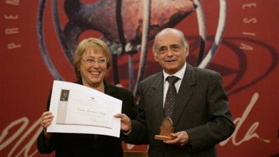 Carlos Germán Belli y Michelle Bachelet