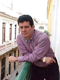Amir Valle