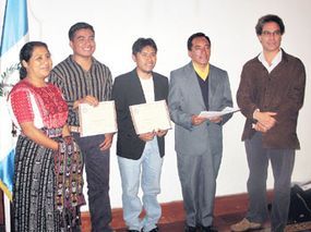 Ganadores del premio B&rsquo;atz&rsquo;