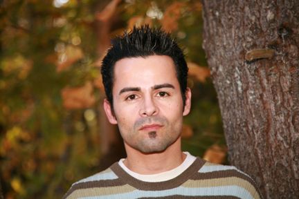 James Ca&ntilde;&oacute;n