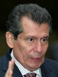 V&iacute;ctor Hugo Rasc&oacute;n Banda