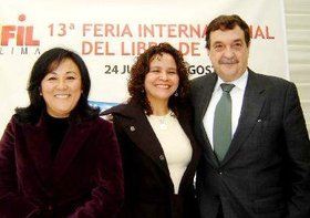Doris Moromisato y Gladys D&iacute;az, directora y presidenta de la CPL, respectivamente, y el embajador de Chile en Per&uacute;, Christian Barros