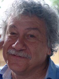 Juan Manuel Roca (foto de Triunfo Arciniegas)