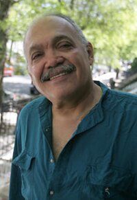 Edgardo Vega Yunqu&eacute;