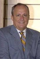 Fernando Garc&iacute;a de Cort&aacute;zar