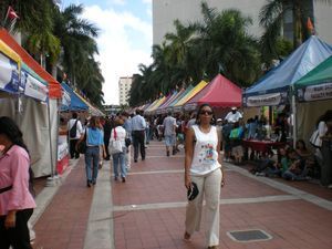 25&ordf; Feria Internacional del Libro de Miami