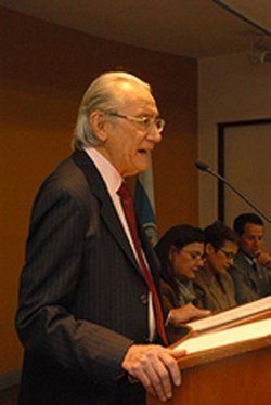 Sergio Rom&aacute;n Armend&aacute;riz
