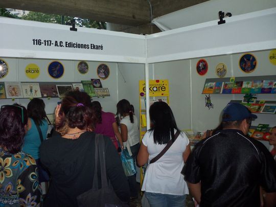 Ediciones Ekar&eacute; presente en Filven con sus libros para los m&aacute;s peque&ntilde;os