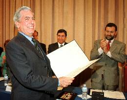 Mario Vargas Llosa