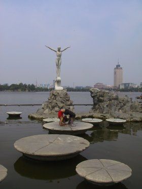 Acróbatas nuestros en Dezhou