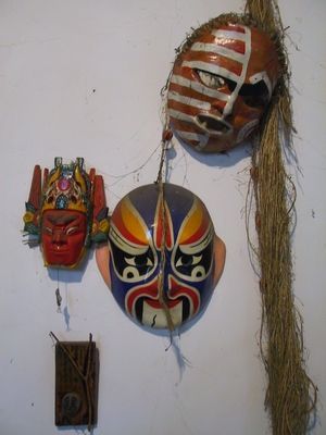Hechos de máscaras