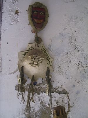 Hechos de máscaras