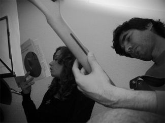 Natalia Hernández y Doménico Chiappe; ensayo