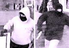 Los ladrones fueron fotografiados mientras hu�an