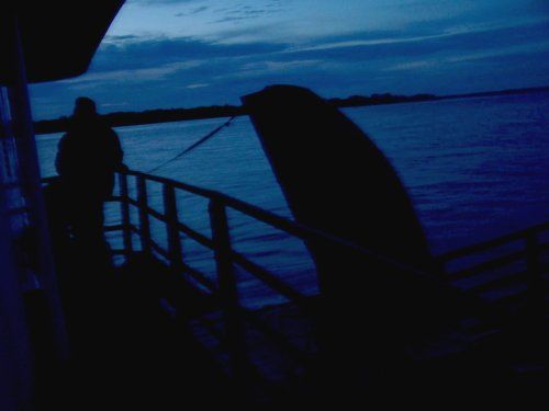 El amanecer a bordo de la nave Linares.