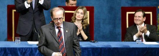 Ismail Kadar&eacute;