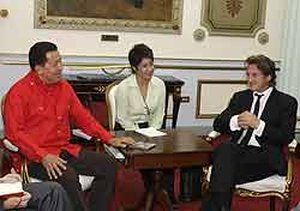 Hugo Ch&aacute;vez y Sean Penn