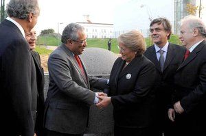 Michelle Bachellet, presidenta de Chile, y Antonio Costa, alcalde de Lisboa