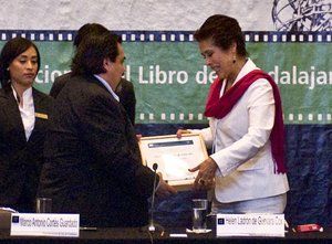Marco Antonio Cort&eacute;s Guardado y Helen Ladr&oacute;n de Guevara