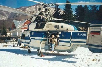 En un helic&oacute;ptero de la Armada rusa