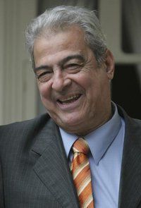 Antonio Cisneros