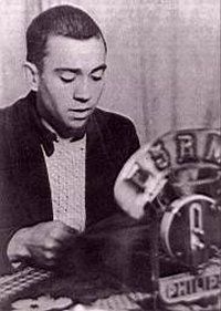 Miguel Hern&aacute;ndez