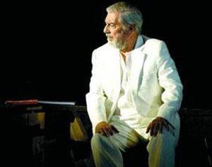 Mario Vargas Llosa