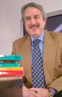 Hern&aacute;n Lara Zavala