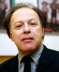 Javier Mar&iacute;as