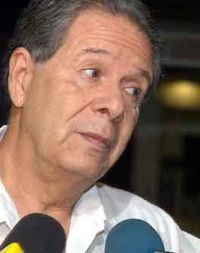 El&iacute;as Pino
