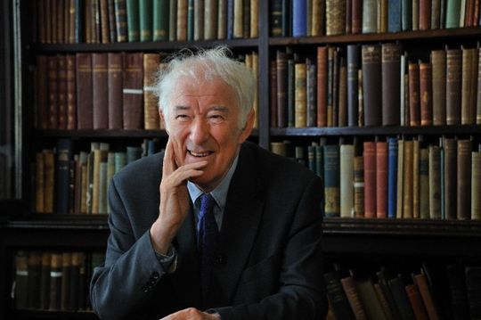 Seamus Heaney. Fotograf&iacute;a: Geray Sweeney