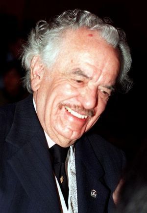 Rub&eacute;n Bonifaz Nu&ntilde;o