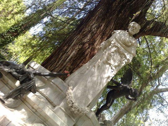 Monumento a Gustavo Adolfo B&eacute;cquer en el Parque Mar&iacute;a Luisa de Sevilla
