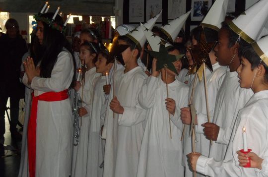 Coro del Colegio Askeby. Fotograf&iacute;a: Javier Claure Covarrubias