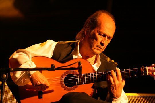 Paco de Luc&iacute;a
