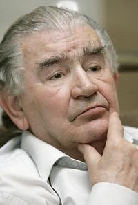 Antonio Gamoneda