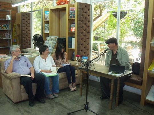 18 a�os � 300 ediciones � Una lectura