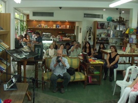 18 a�os � 300 ediciones � Una lectura