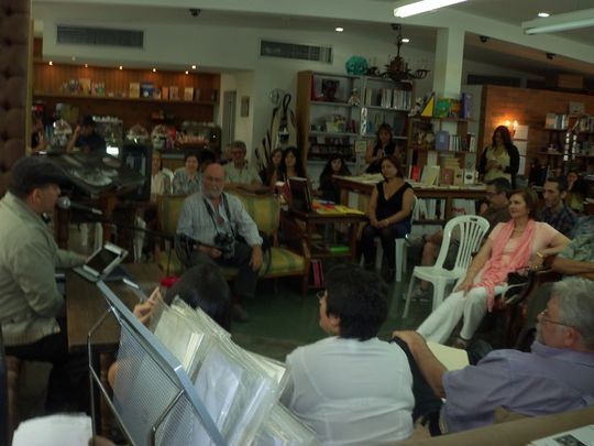 18 a�os � 300 ediciones � Una lectura