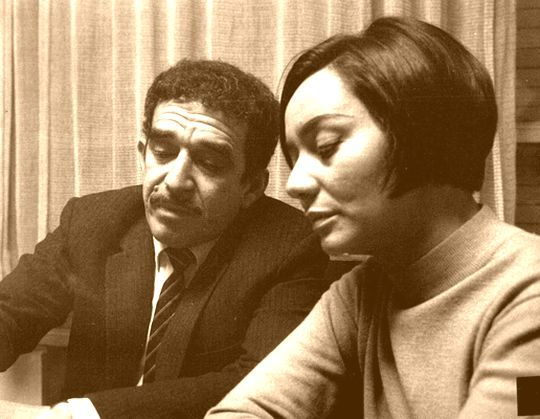 Gabriel Garc&iacute;a M&aacute;rquez y Mercedes Barcha en Buenos Aires, en 1967. Fotograf&iacute;a de Sara Facio