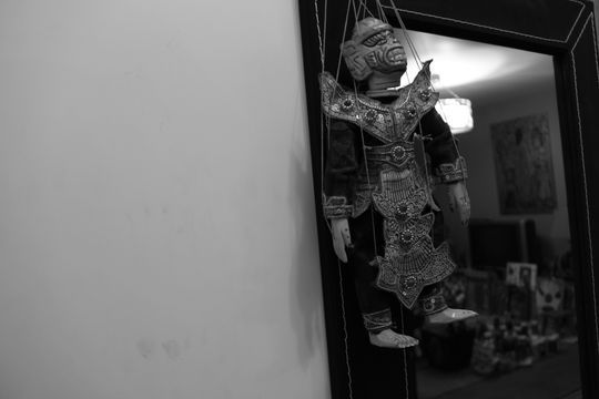 &ldquo;Claves lanzadas al espacio o a las aguas&rdquo;, de Wilfredo Carrizales